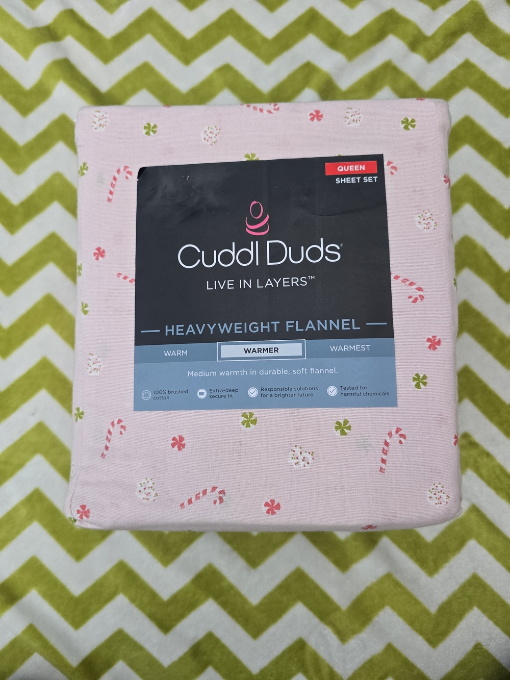Cuddl Duds Queen Flannel Sheet Set - Pink Holiday Print Queen